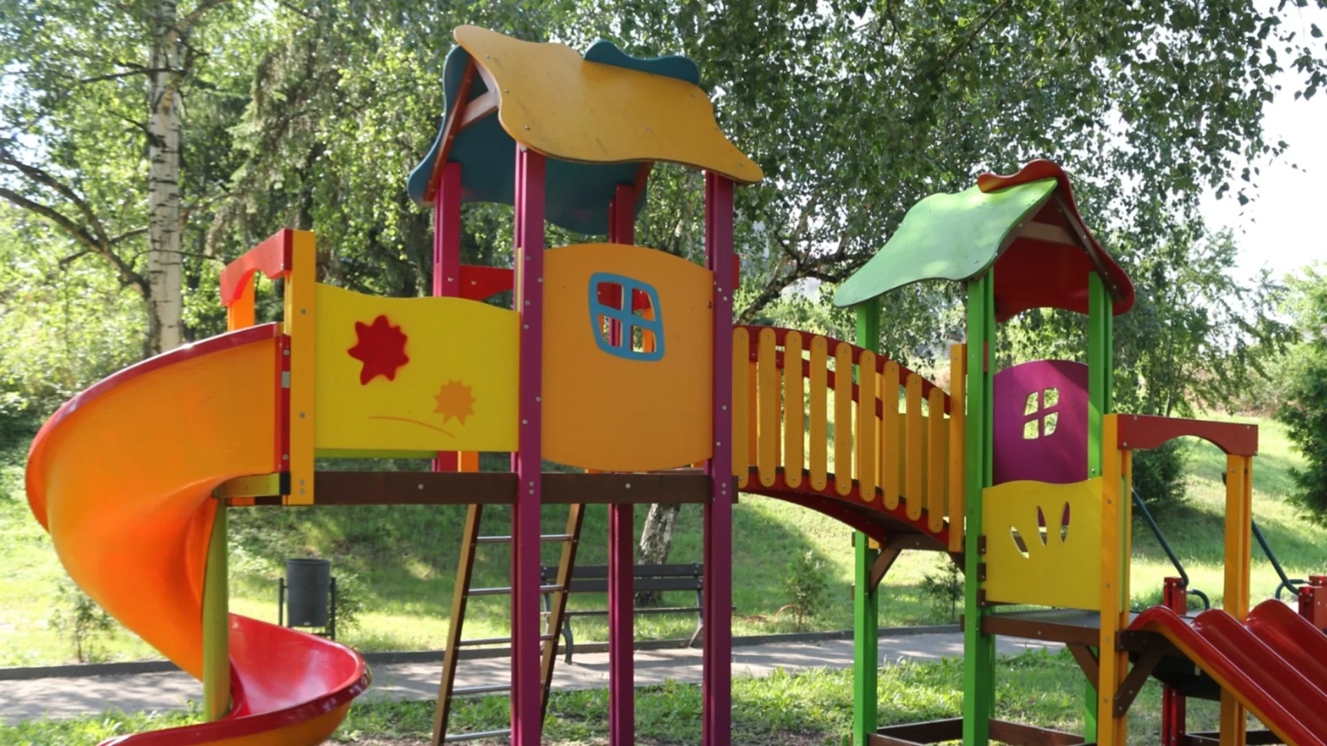 Греда уби 3-годишно дете в парка