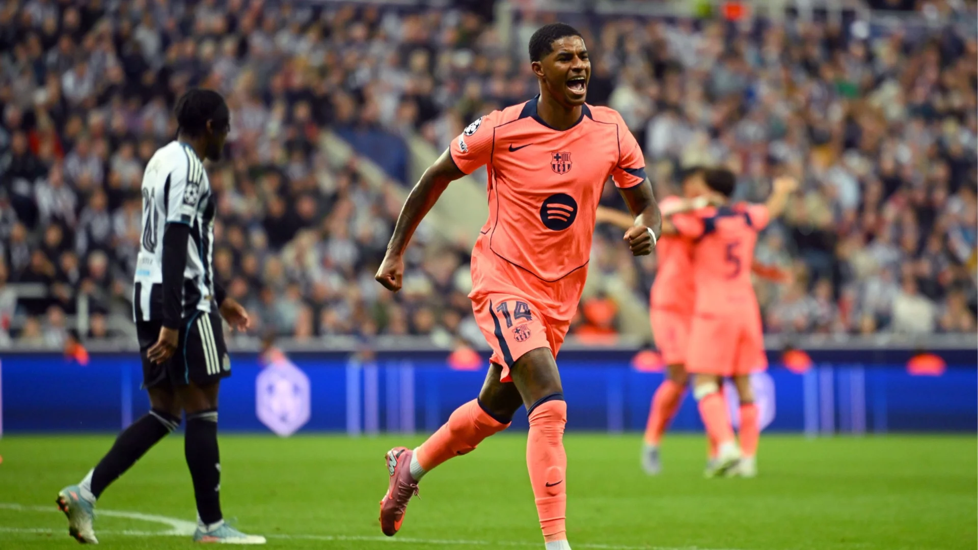 Изгонен от Манчестър Юнайтед замени Ямал в Барселона и направи фурор при завръщането си на Острова