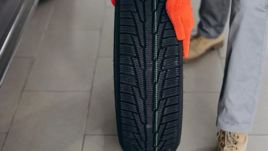 Защо смяната на гумите през зимата е ключова за вашата безопасност