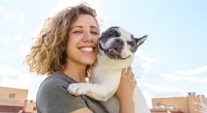 Разкриха защо кучетата не харесват определени хора