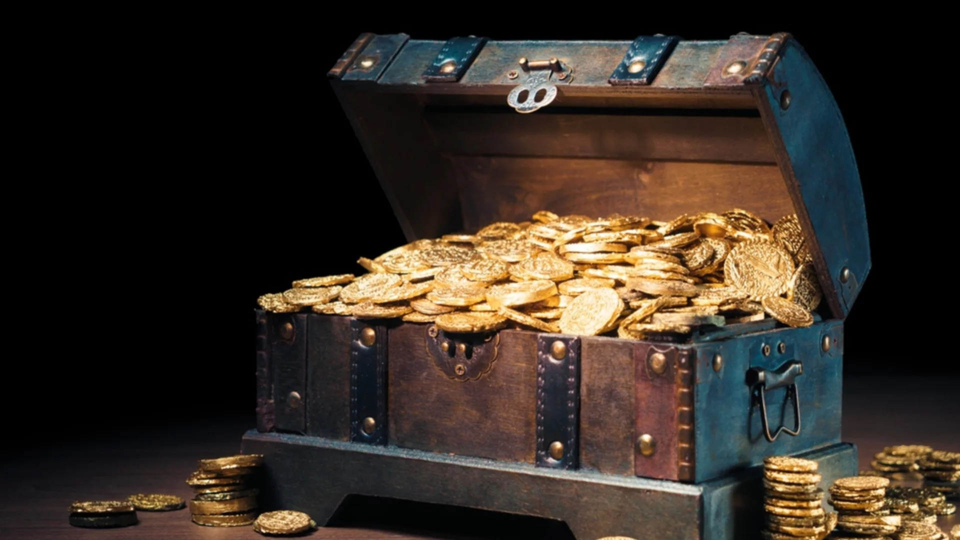 В търсене на съкровище: Мъж загина в импровизиран тунел