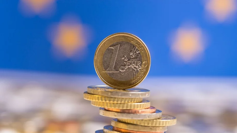 Инфлацията в еврозоната отново е над целта на ЕЦБ