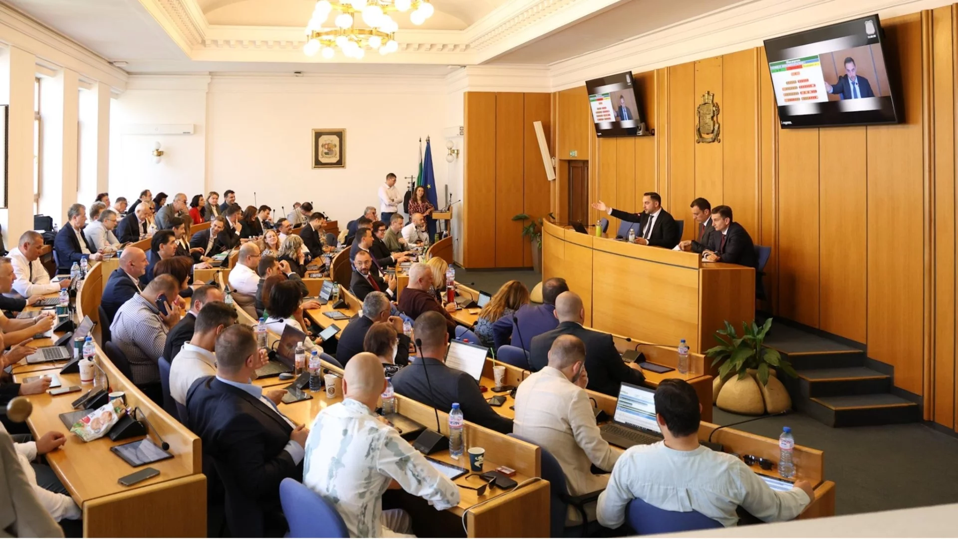 СОС обсъжда проблемите на "Топлофикация-София"