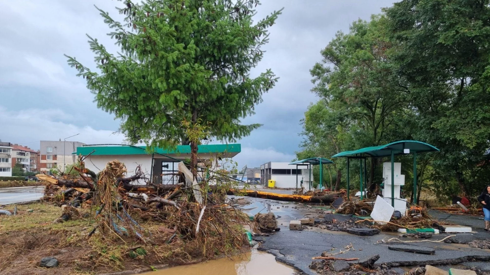 Кметът на Приморско пред Actualno.com: Ситуацията се нормализира, няма бедстващи хора