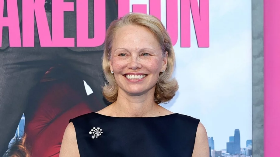 Вече не е блондинка: Памела Андерсън с изненадваща промяна в емблематичния си стил