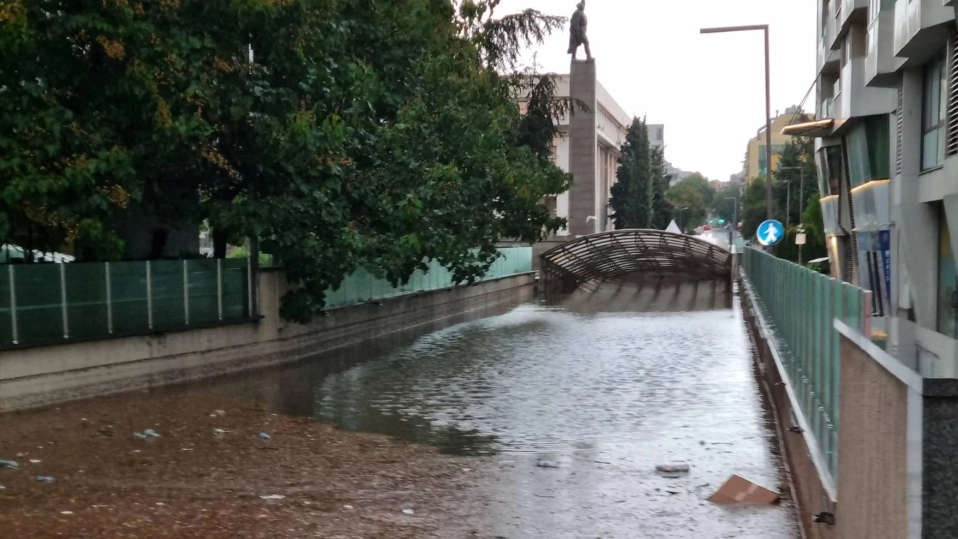 Обявиха частично бедствено положение в Царево, пътят към село Изгрев е подкопан