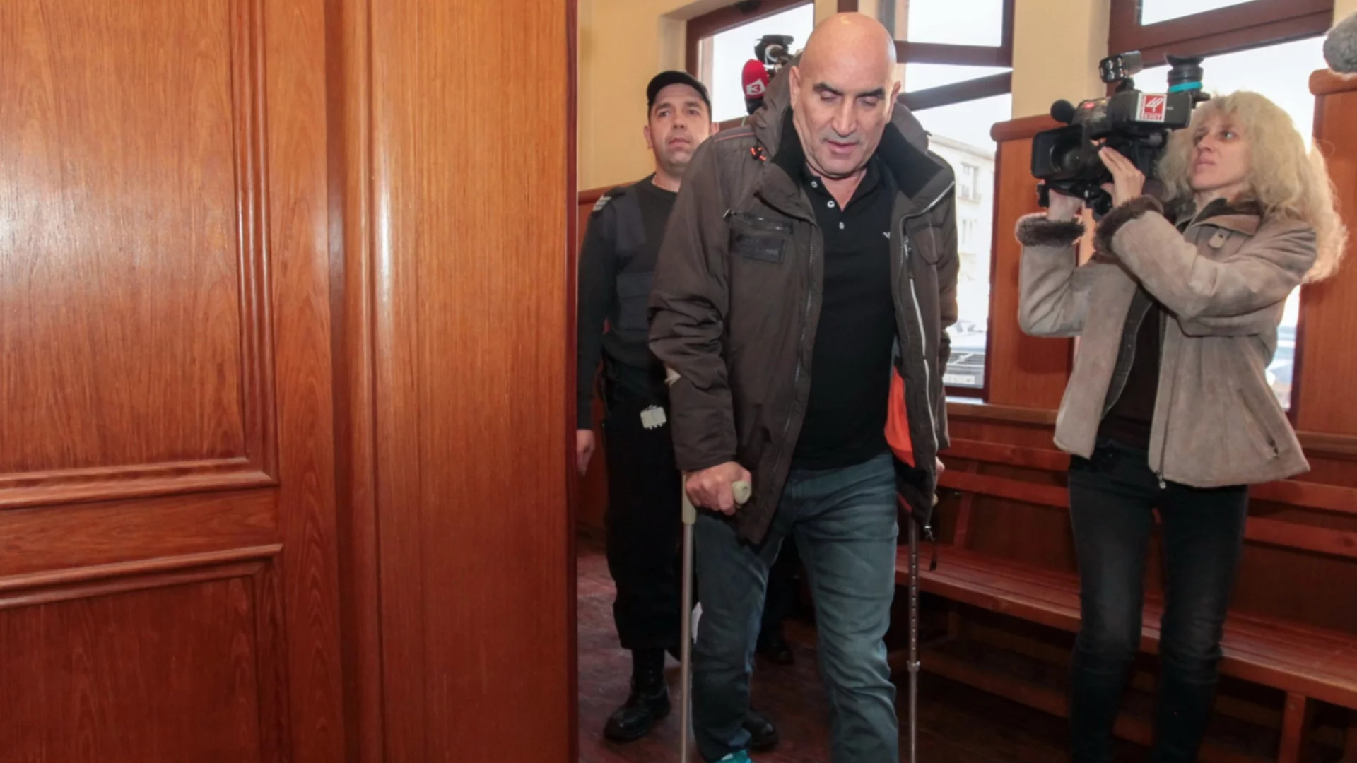 Ценко Чоков и КПК: Конфискация на 260 имота. Конфискация на 150 имота. Без конфискация, с обезщетение за Чоков - засега