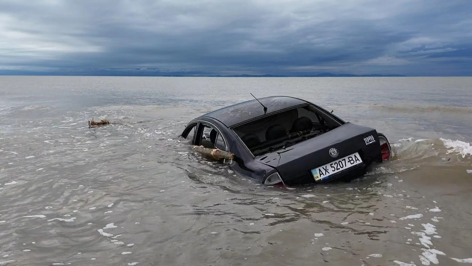 "И в София един куп реки нарочно не са отразени в кадастъра, за да може и върху тях да се строи": Анализ