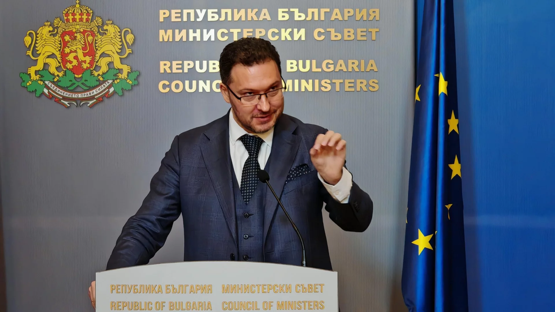 Даниел Митов обсъди с представители на „Мета“ мерки за по-голяма онлайн сигурност