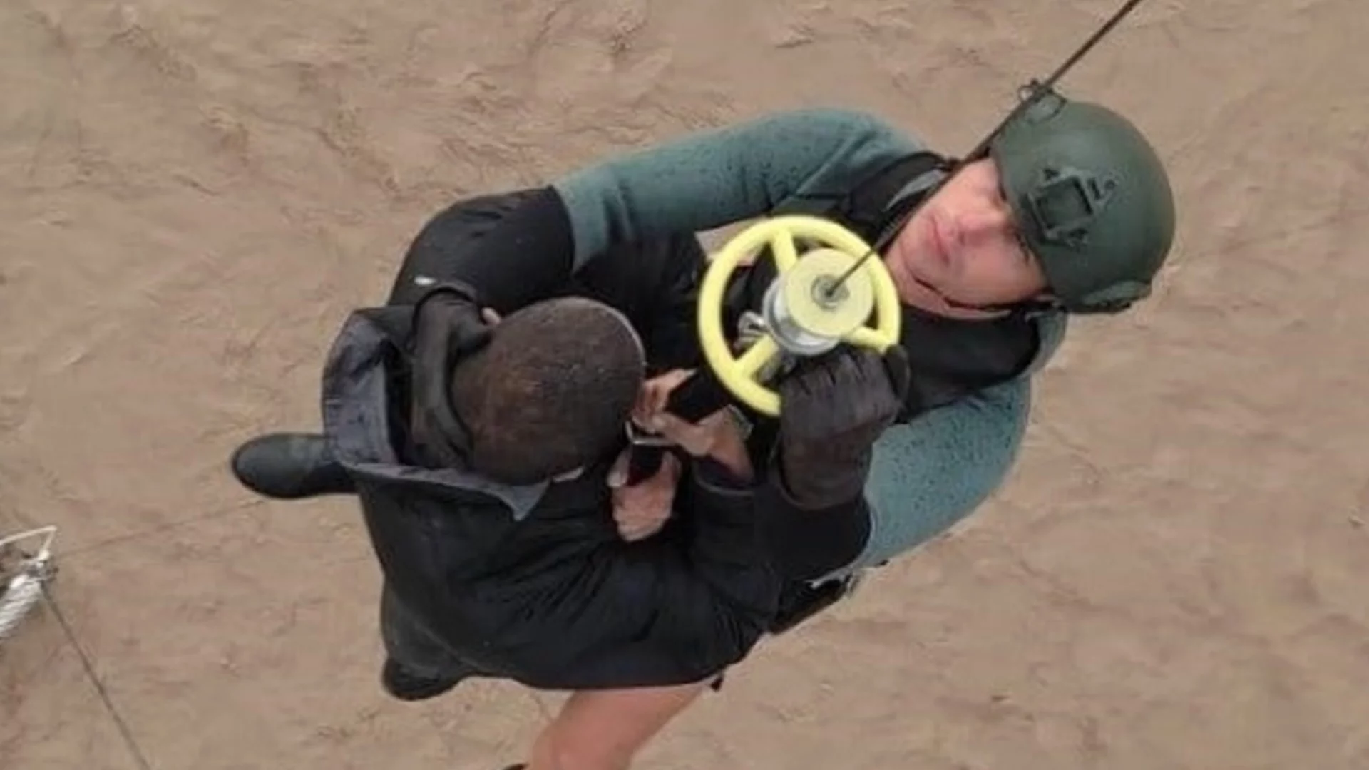 Над 40 загинали, десетки изчезнали: Мексико брои жертвите след пороите