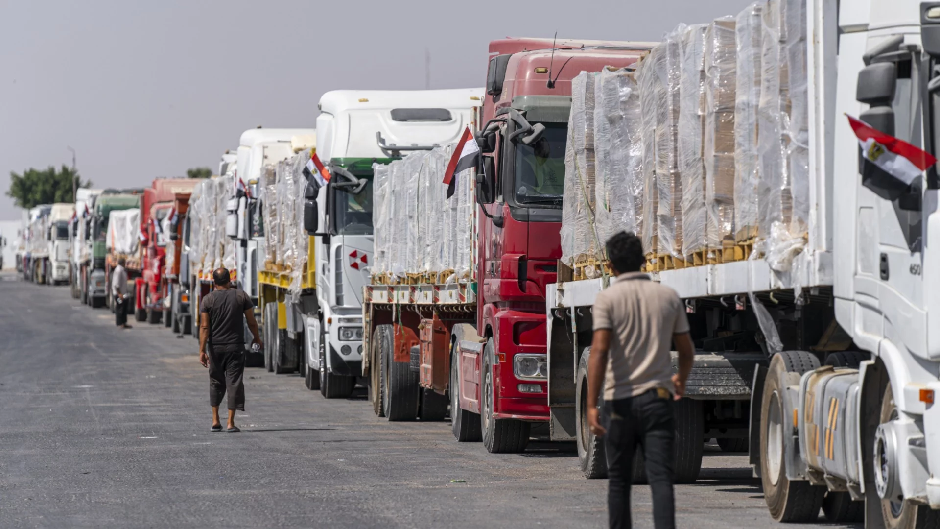 Хуманитарна помощ в Газа: Израел отвори "Рафах"