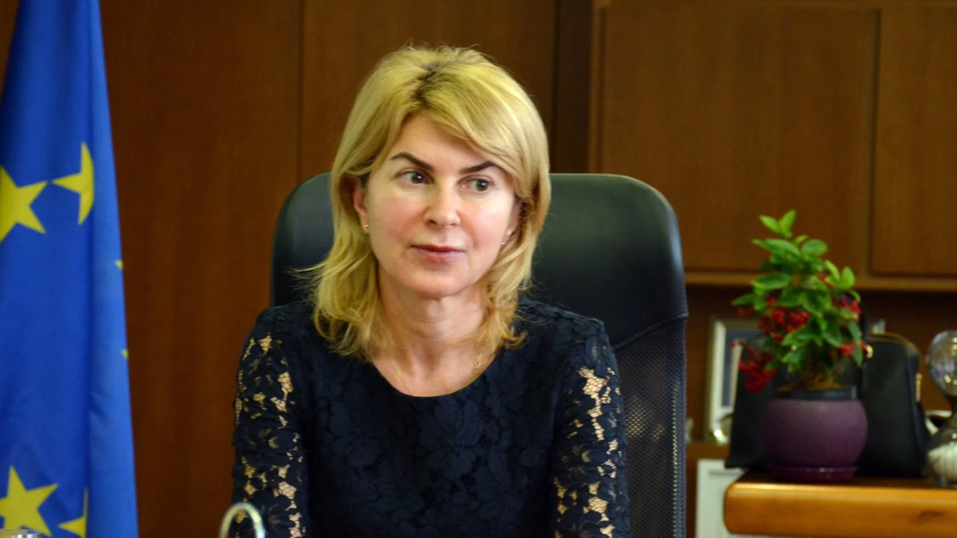 Кметицата на Габрово Таня Христова не признава българския закон и решението на съда: Ето защо (ВИДЕО)