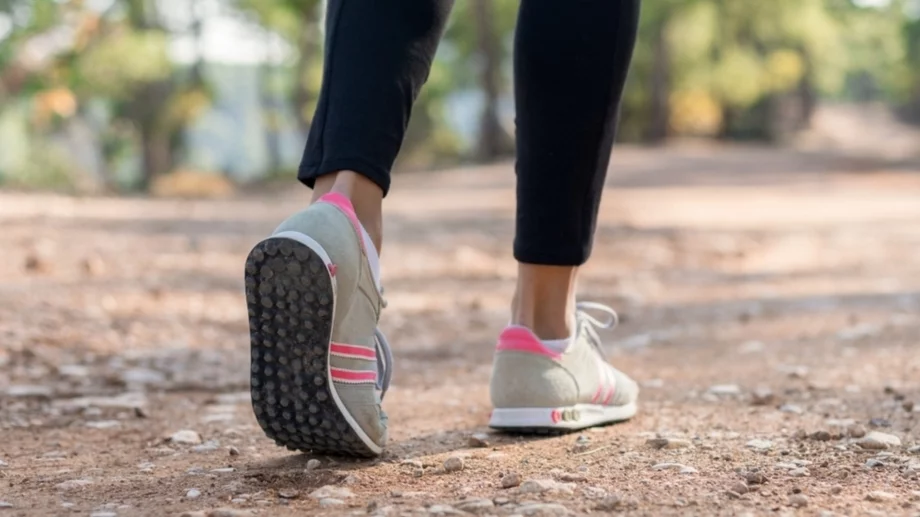 Ето защо е полезно да ходите и назад