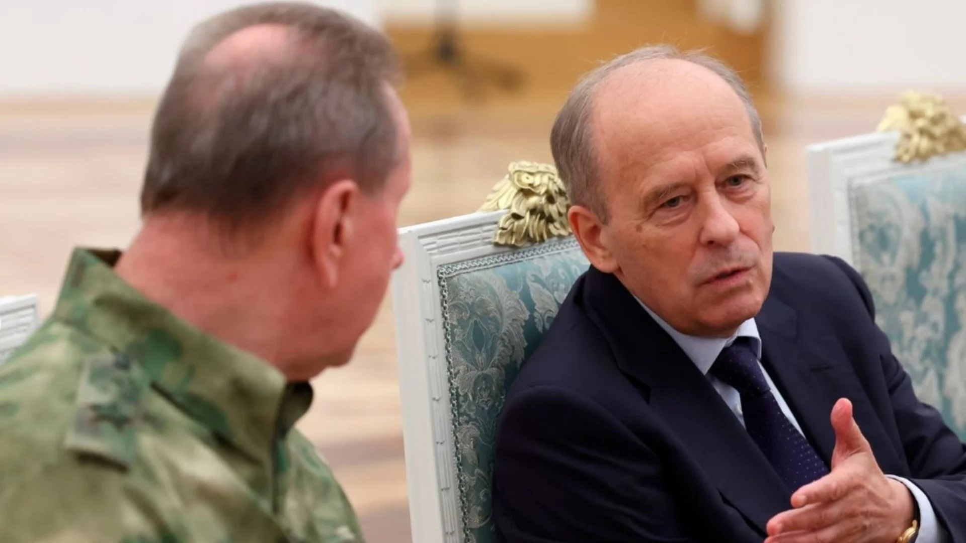 ТВ "Дождь": Шефът на ФСБ е тежко болен. Путин гледа да не допуска много руски ветерани от Украйна в управлението си