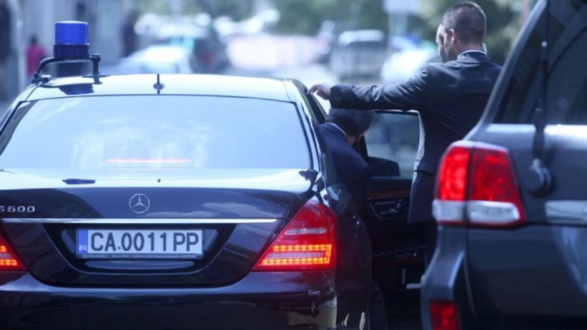 Експерт с предупреждение: Смяната на автомобил на държавен глава крие висока опасност