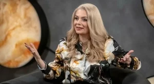 След раздялата с Георги Тошев: bTV махна и Венета Райкова от "Преди обед"