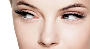 Кокосово срещу рициново масло за мигли и вежди: Кое е най-ефективно за растеж