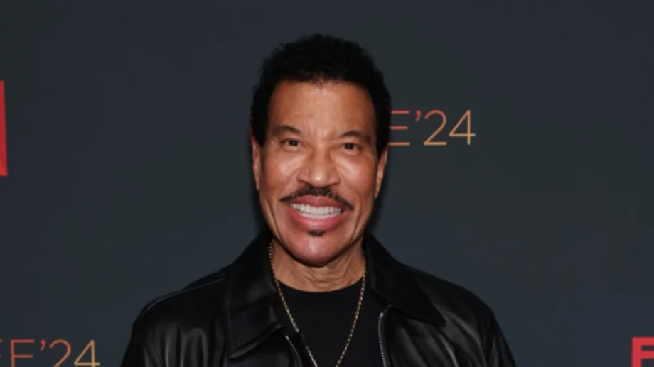 Семейството на Лайнъл Ричи ще се увеличи с ново попълнение (СНИМКА)