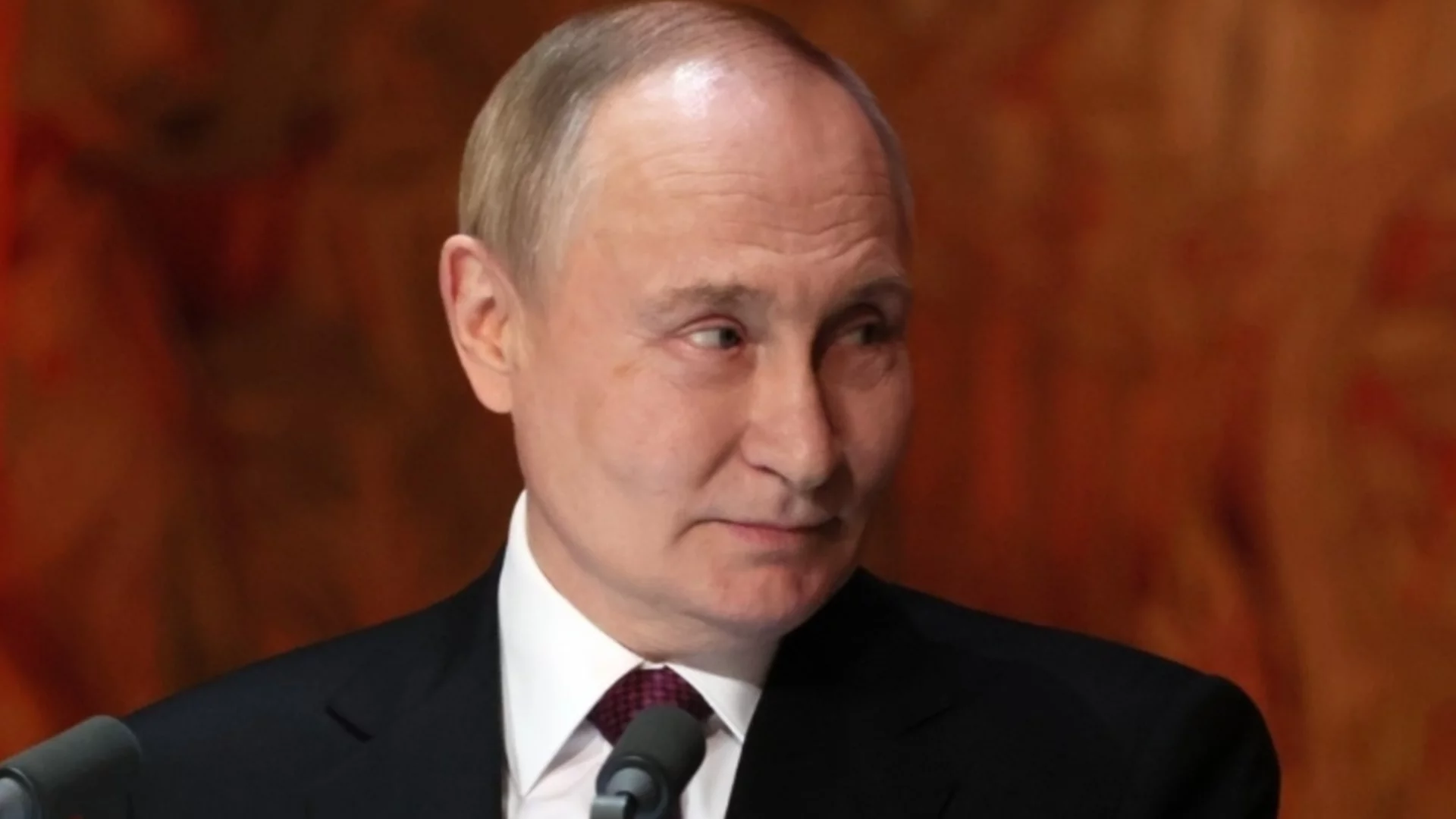 Путин надхитри Зеленски и пак праща Тръмп за зелен хайвер