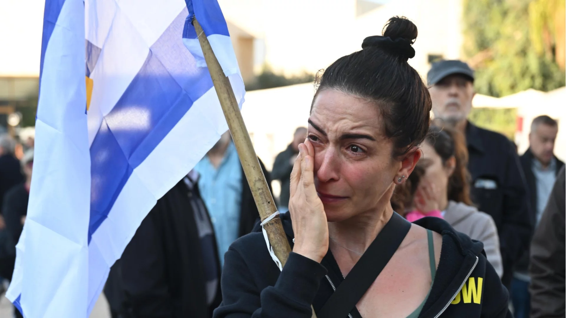 Израел продължава да получава тела на заложници от "Хамас"