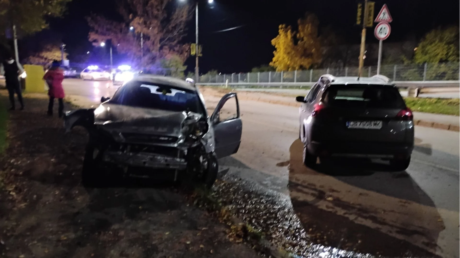 Тръгнал да разследва убийството в мола в София: Криминалист помля кола, жертвите казват, че е бил пиян