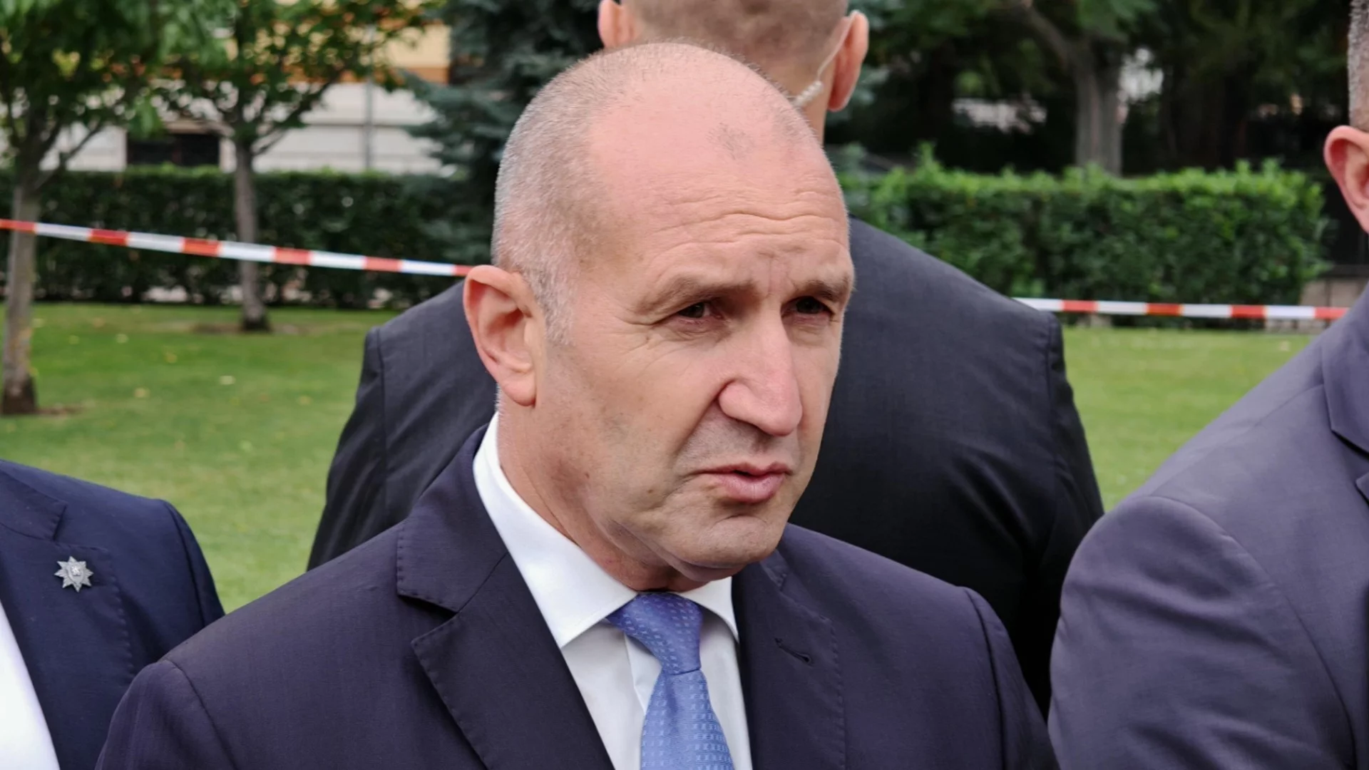 Надявам се, че опитният Борисов ще обясни на ментора си, че държавата не е детска игра с колички