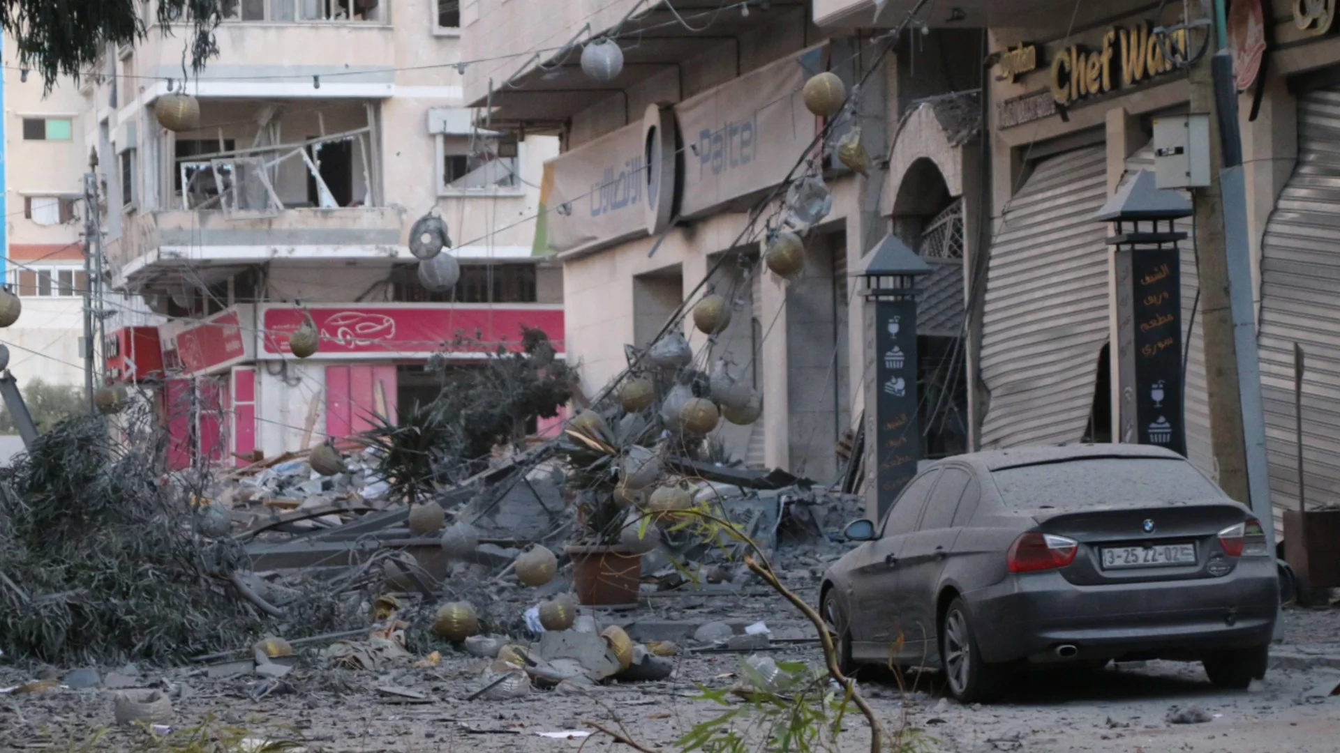 Никой не пише и не получава писма: Газа е лишена от най-стария инструмент за солидарност