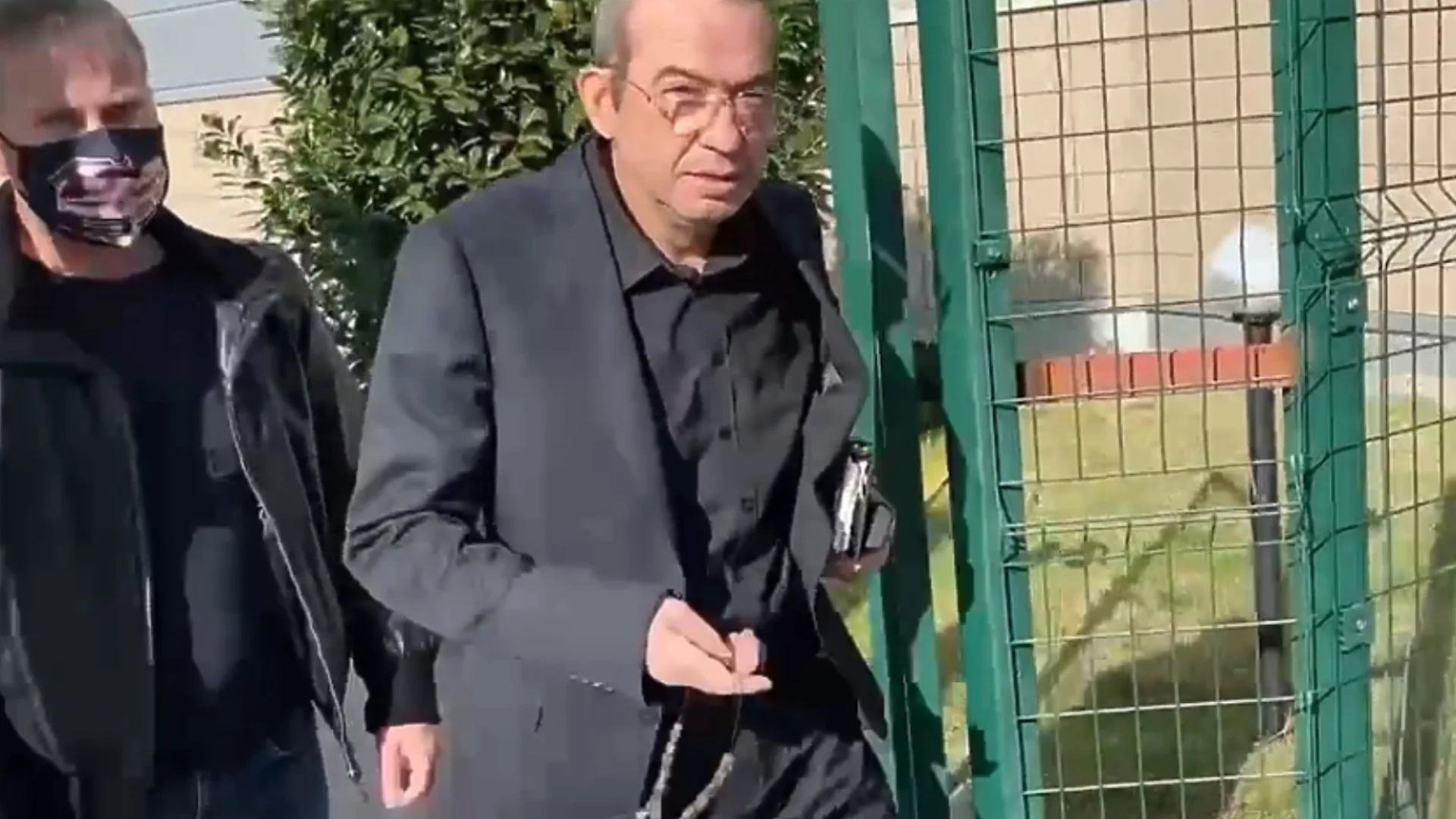 Архивът на Петьо Еврото и Пеевски: БОЕЦ публикува данни с твърдение, че са пример