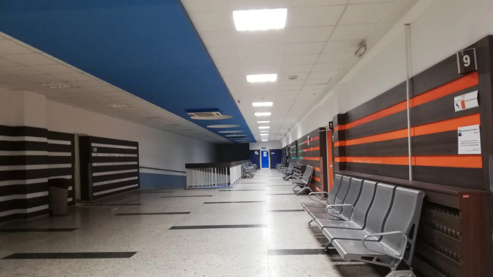 Военнослужещ от Специалните сили пострада при парашутен скок, отведоха го с хеликоптер в болница