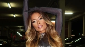 Нагъл и вулгарен: Тита се оплака от фалшив профил с унизително съдържание