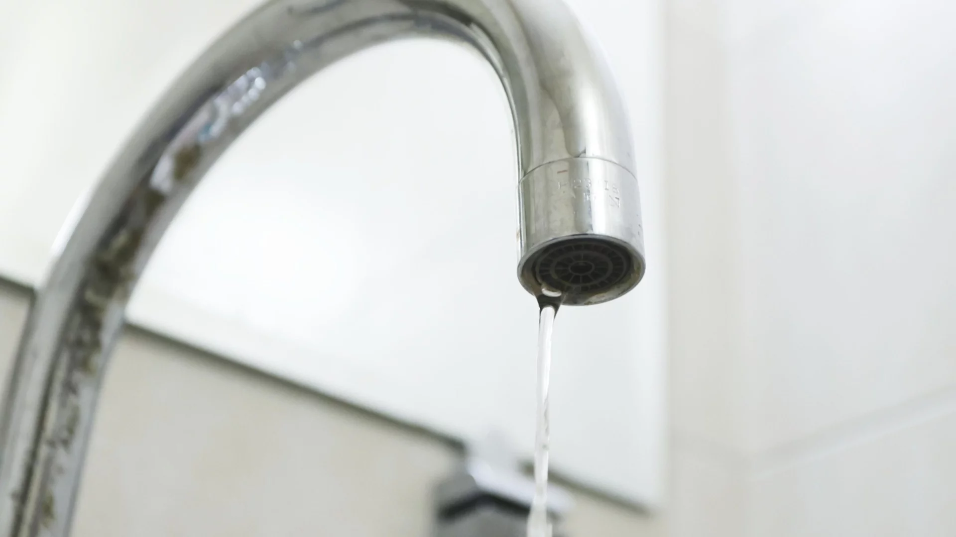 "Водата вече не е мътна": Управителят на ВиК обясни какъв е бил проблемът във Велико Търново