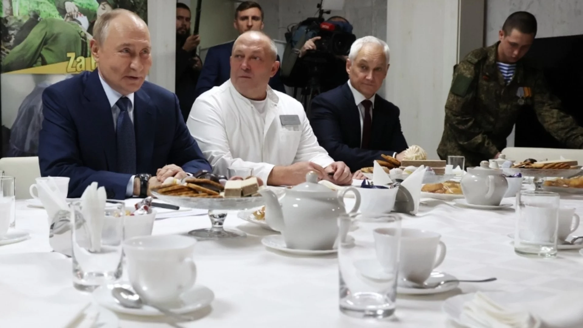 Да пратим журналисти при обкръжените украинци: Путин се изпусна каква провокация подготвя