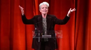 И Ема Томпсън е срещу използването на изкуствен интелект 