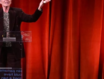 И Ема Томпсън е срещу използването на изкуствен интелект