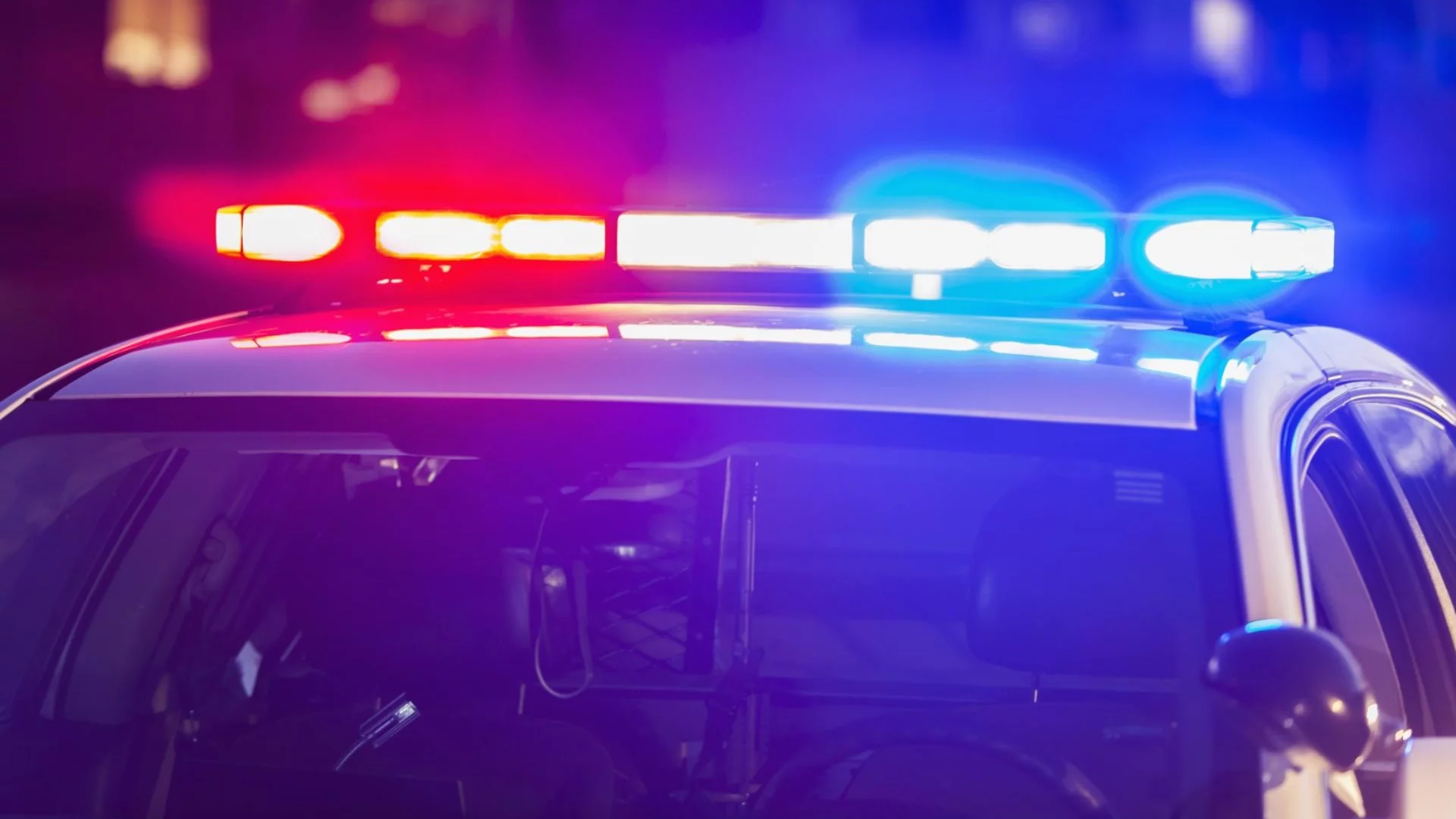 Кола отнесе няколко автомобила в центъра на София, има данни, че шофьорът е бил пиян