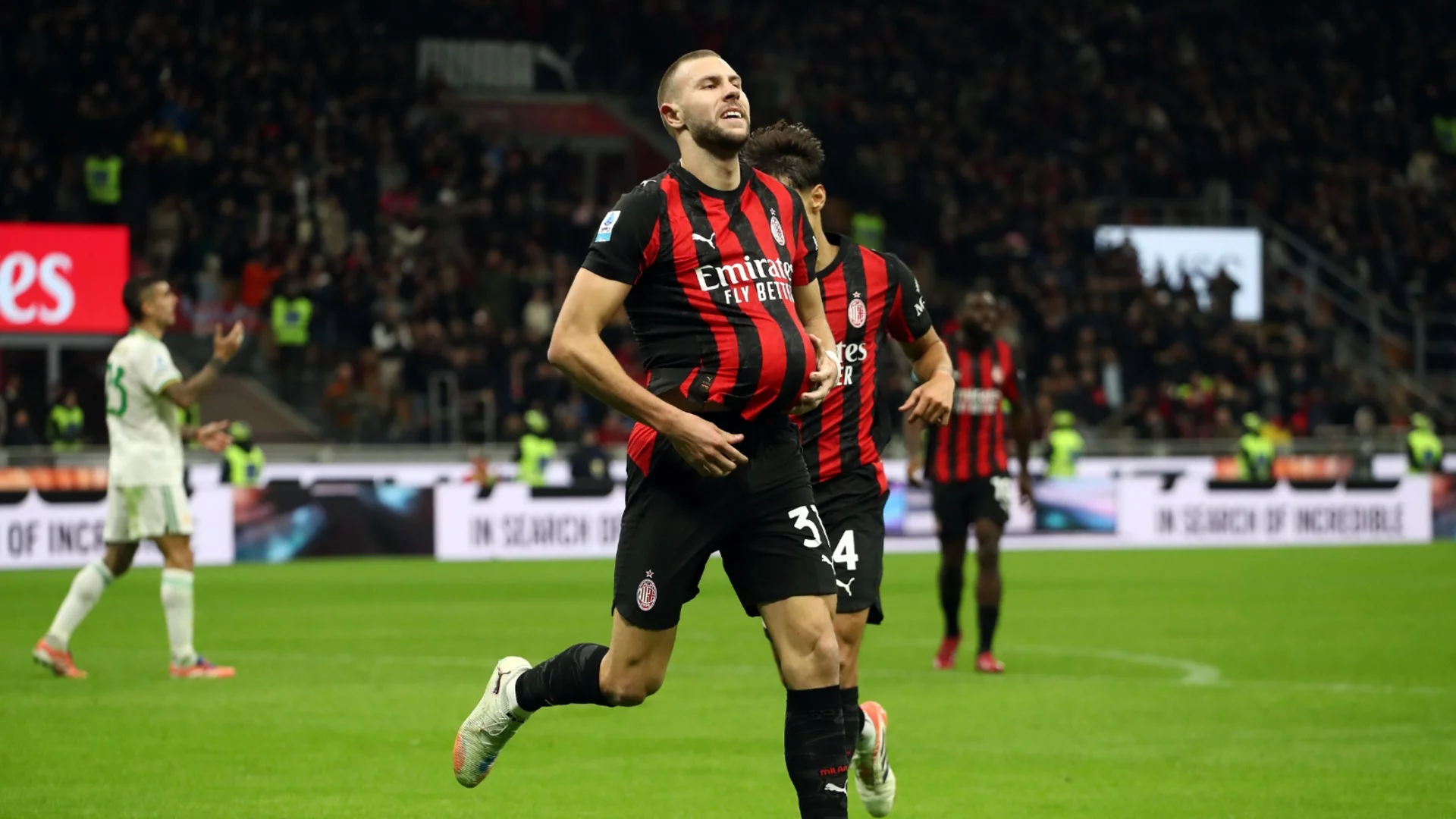 Сърбин реши дербито в Серия А, автогол спаси Интер от издънка, а на върха стана "Mamma Mia!" (РЕЗУЛТАТИ)