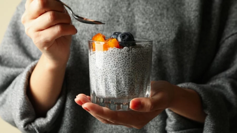 6 доказани начина, по които семената от чиа се грижат за женското здраве 