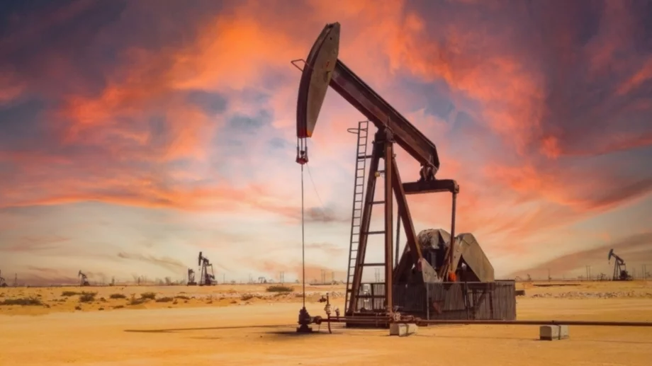 Неочакван обрат с цената на петрола