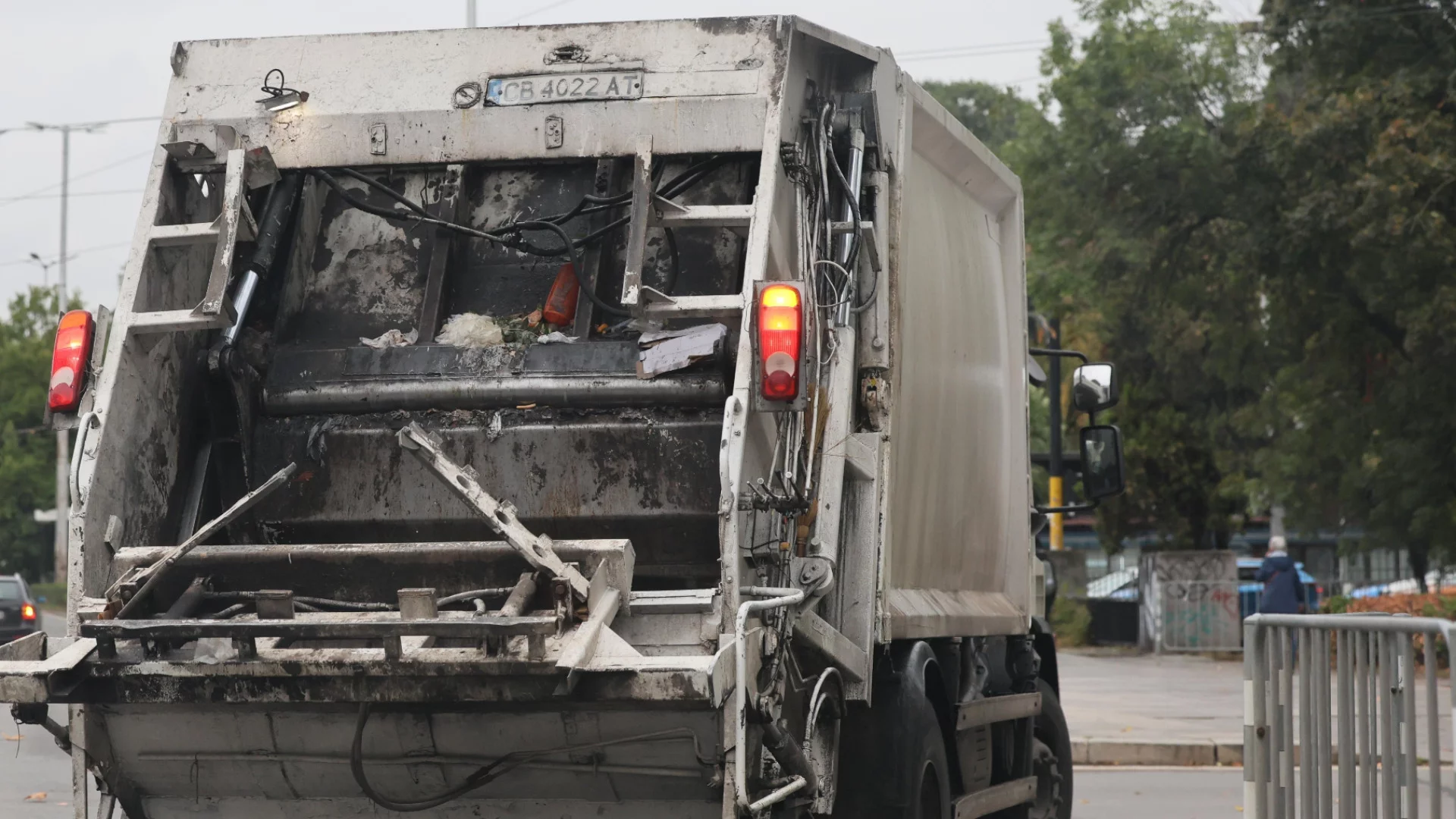 Край на разделното събиране на отпадъци в 16 столични района: "Екобулпак" се оттегля