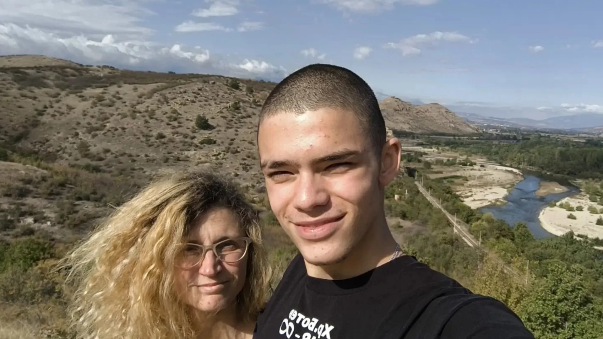 Да подкрепим Боян в борбата му с болестта