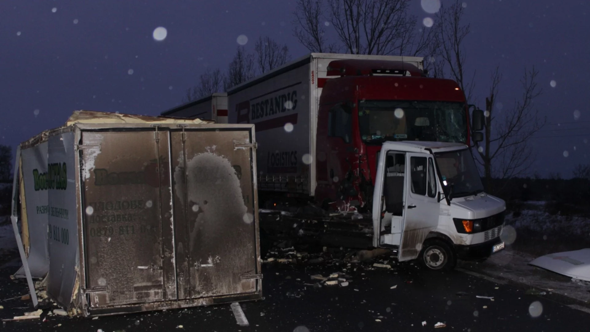 Заради катастрофа: Затворен е пътят Варна - Русе, има обходен маршрут