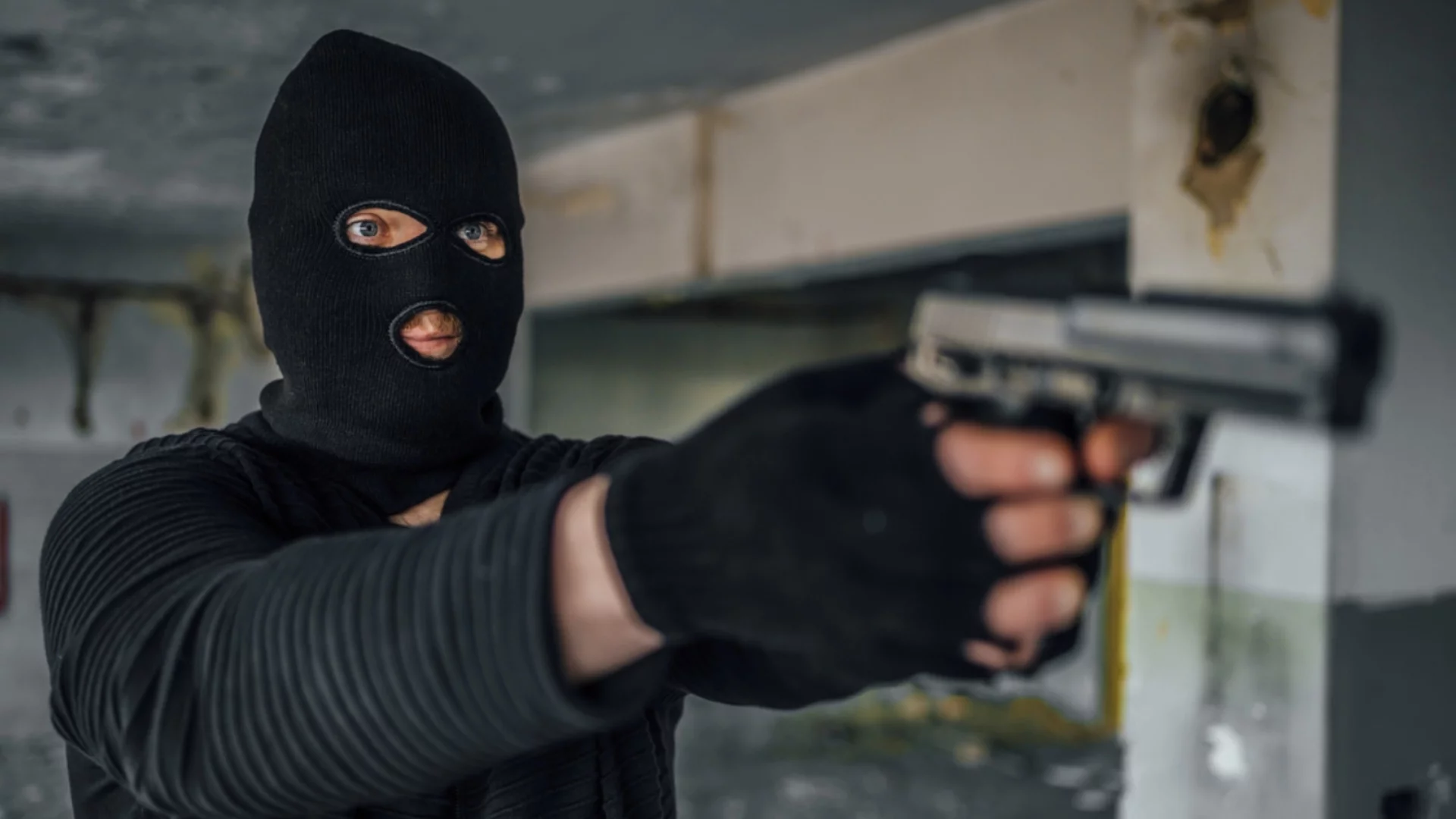 Разплата по руски: Криптомошеник и съпругата му са убити и заровени, заподозрените за убийството са арестувани