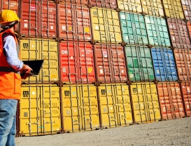 Износът на България намалява сериозно през тази година