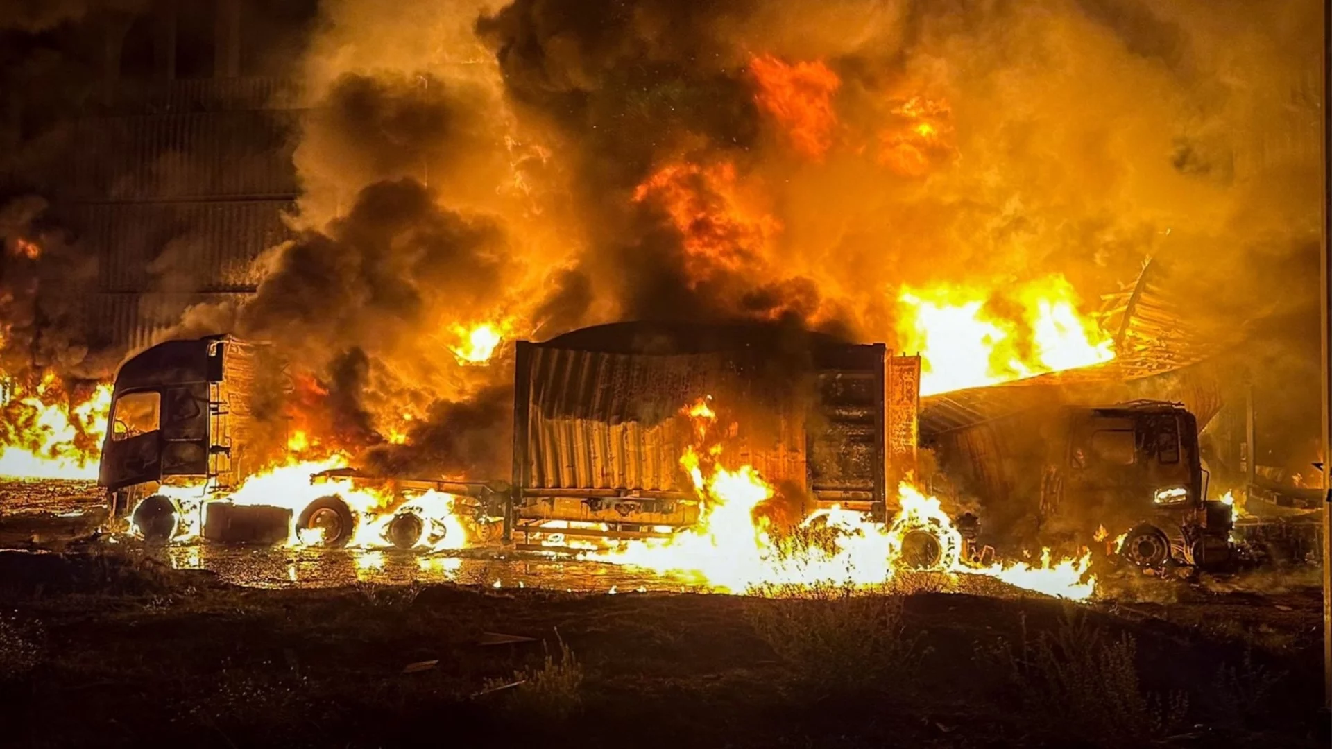 Румъния е активирала ПВО при руска атака край Дунав, търси паднал дрон (ВИДЕО)