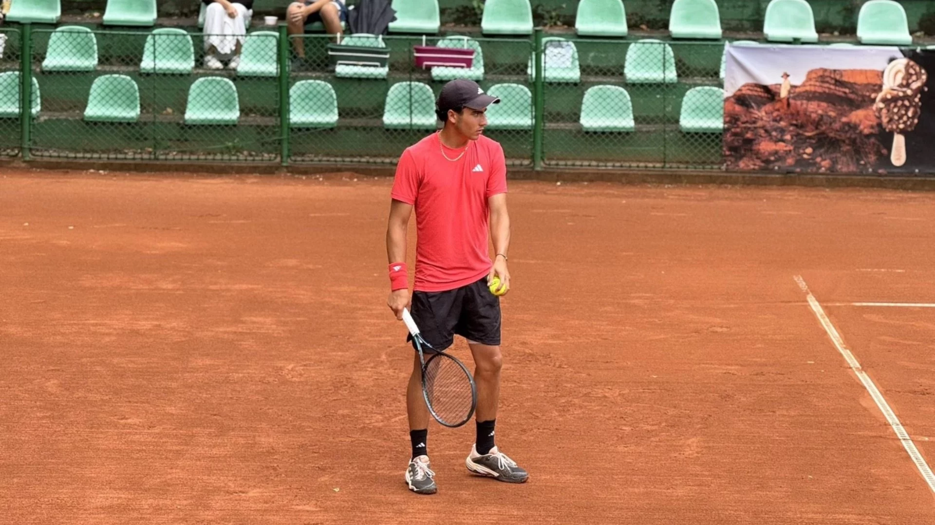 Жалко! Родният тенис талант Иван Иванов отпадна на 1/4-финалите на турнира в Анталия