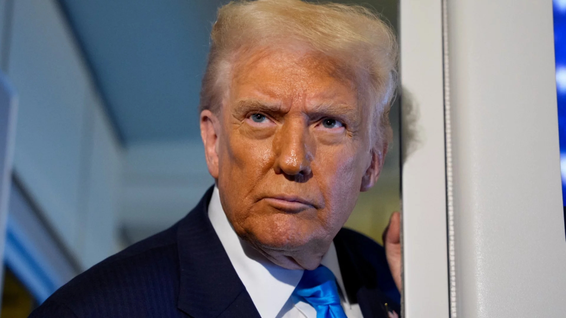 Тръмп намалява митата за Швейцария и върху кафето и бананите