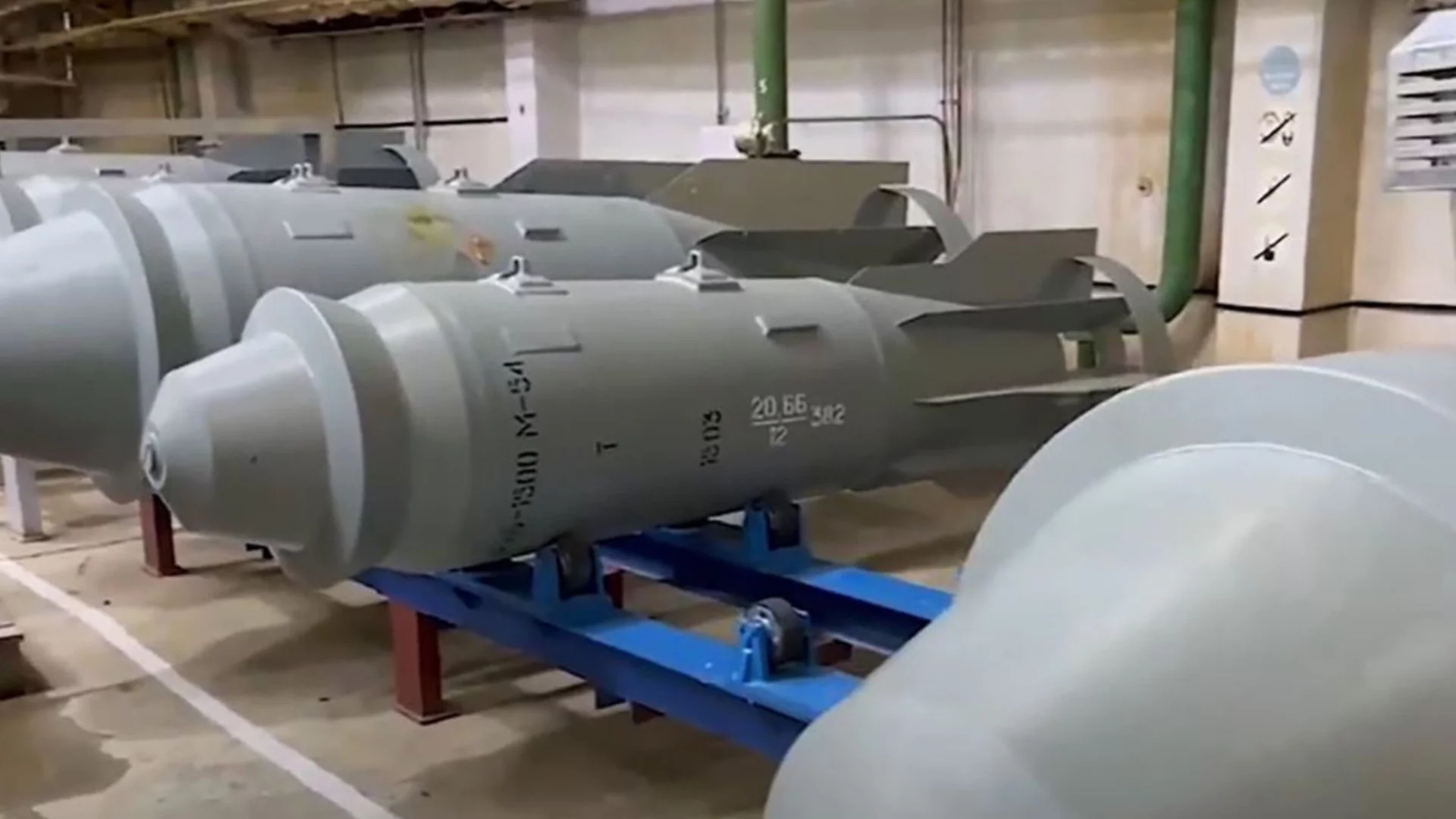 Въздушната мощ на Русия расте, Северна Корея намалява доставките на снаряди за армията на Путин: Данни (ОБЗОР - ВИДЕО)