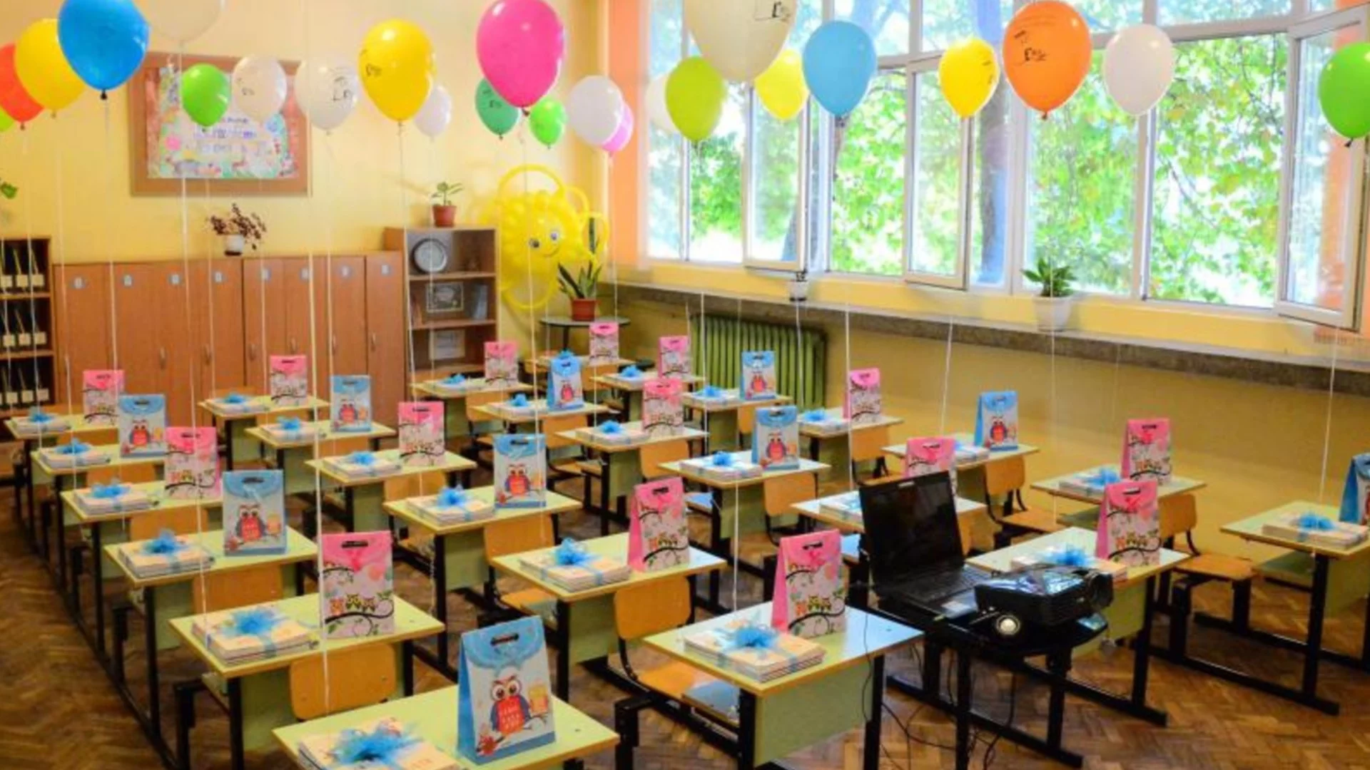 Община Плевен въвежда централизирана електронна система за прием на първокласници