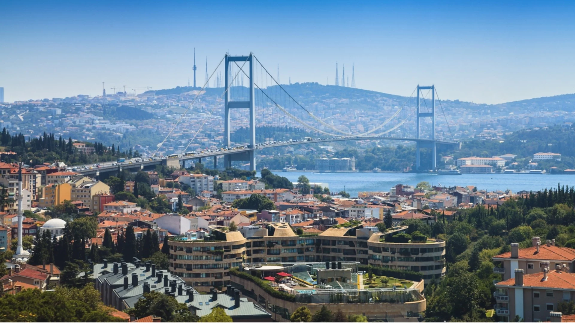 След фатално отравяне: Затвориха хотел в Турция, има много задържани