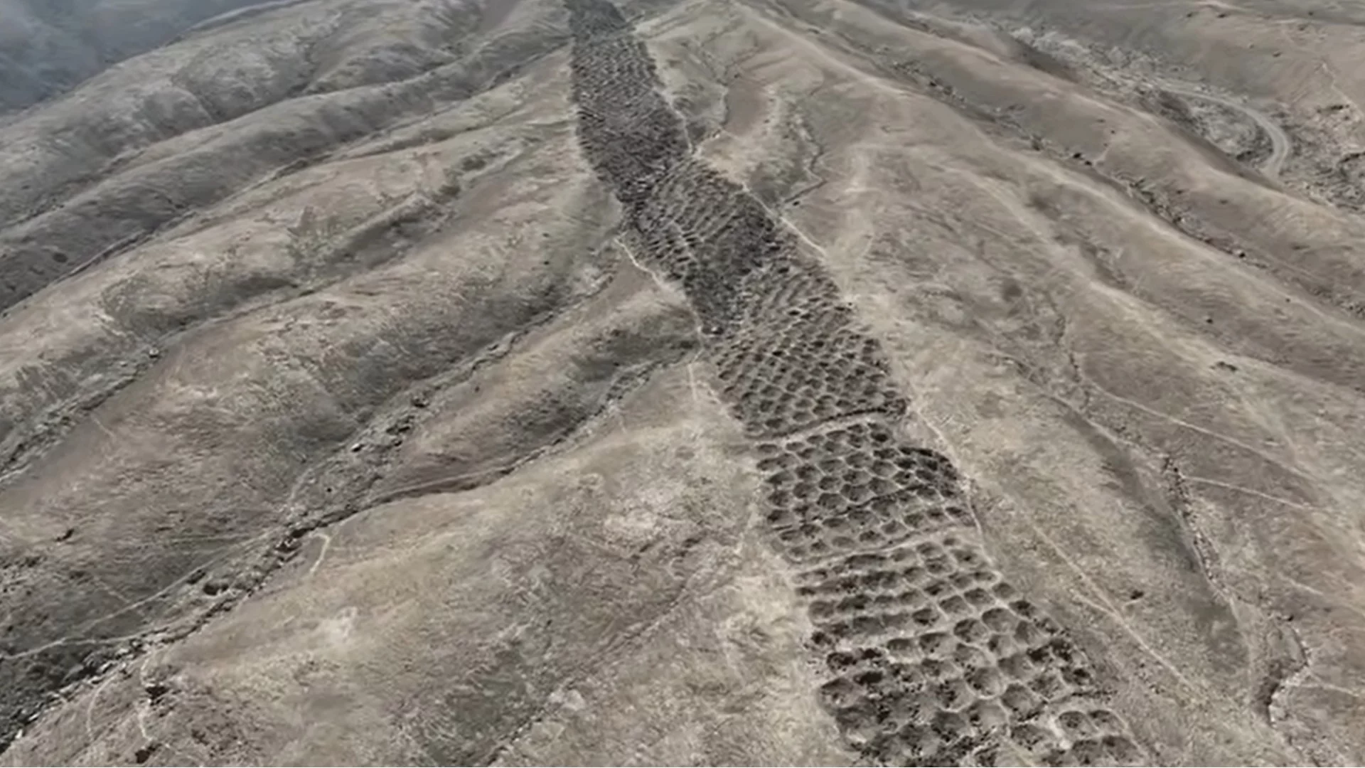 Защо са направили 5200 мистериозни дупки в Перу? Отговорът може би е ясен